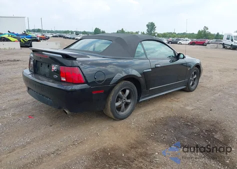 2001 Ford Mustang Gt z USA, uszkodzony, nr VIN 1FAFP45X11F128481
